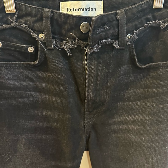 Reformation Black denim frayed ankle jeans. Darling! Size 23 NWOT - Picture 9 of 9